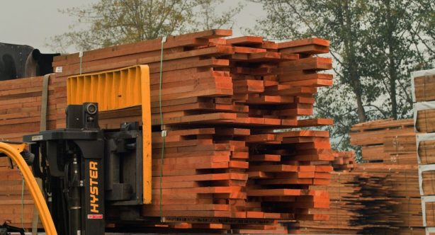 loading lumber 1024x576